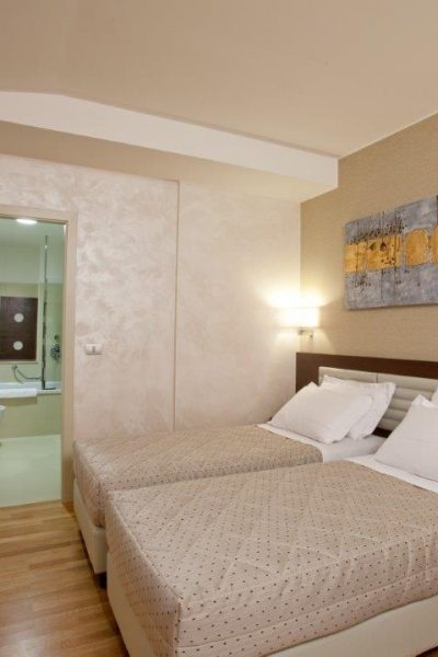 Breaking-Hotel-Matrimoniale-5