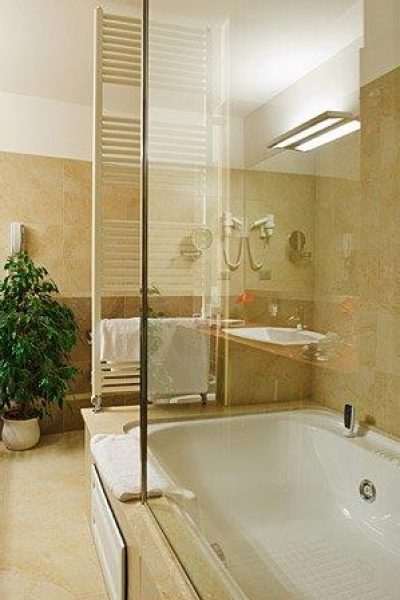 breakinghotel-camera-Junior-suite-8